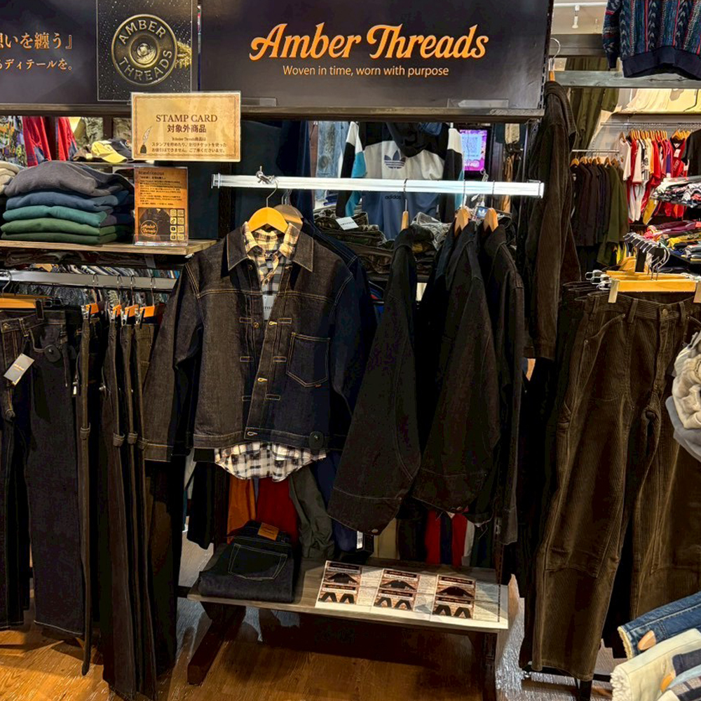 イオンモール横浜ワールドポーターズ店amber売り場